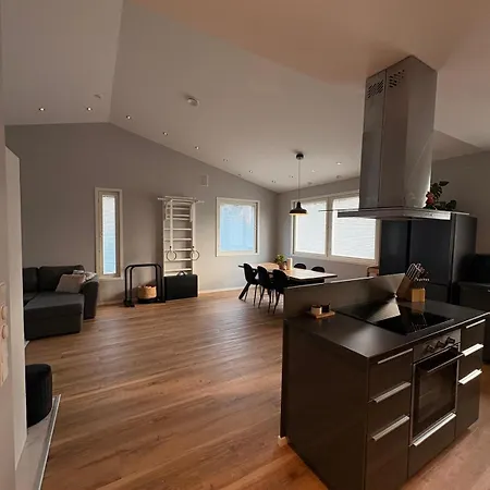 Modern With A Good Location *