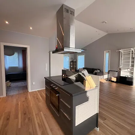 Huoneisto Modern With A Good Location